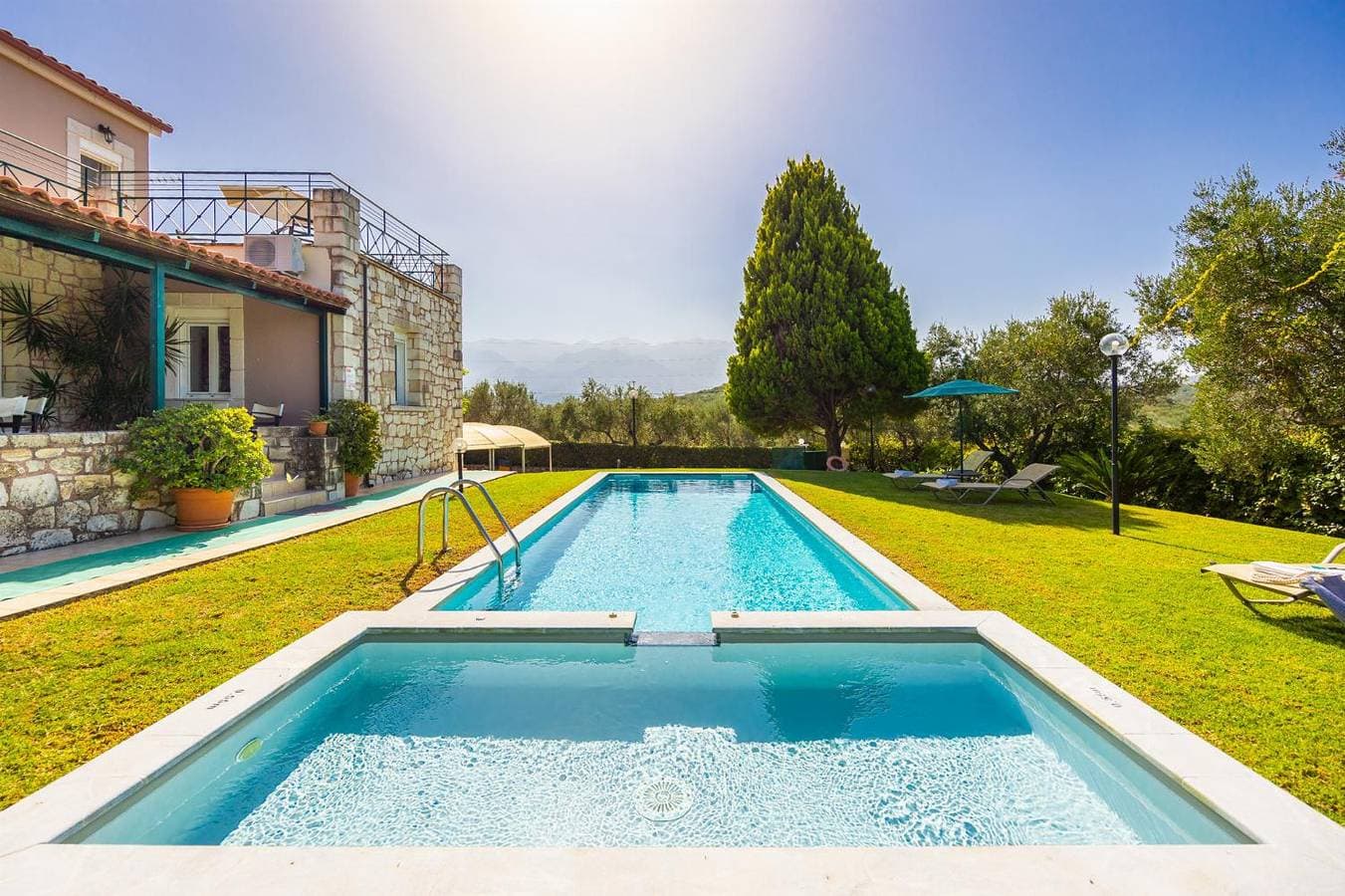 Foto 9 von 33: Villa für 6 Personen mit Garten