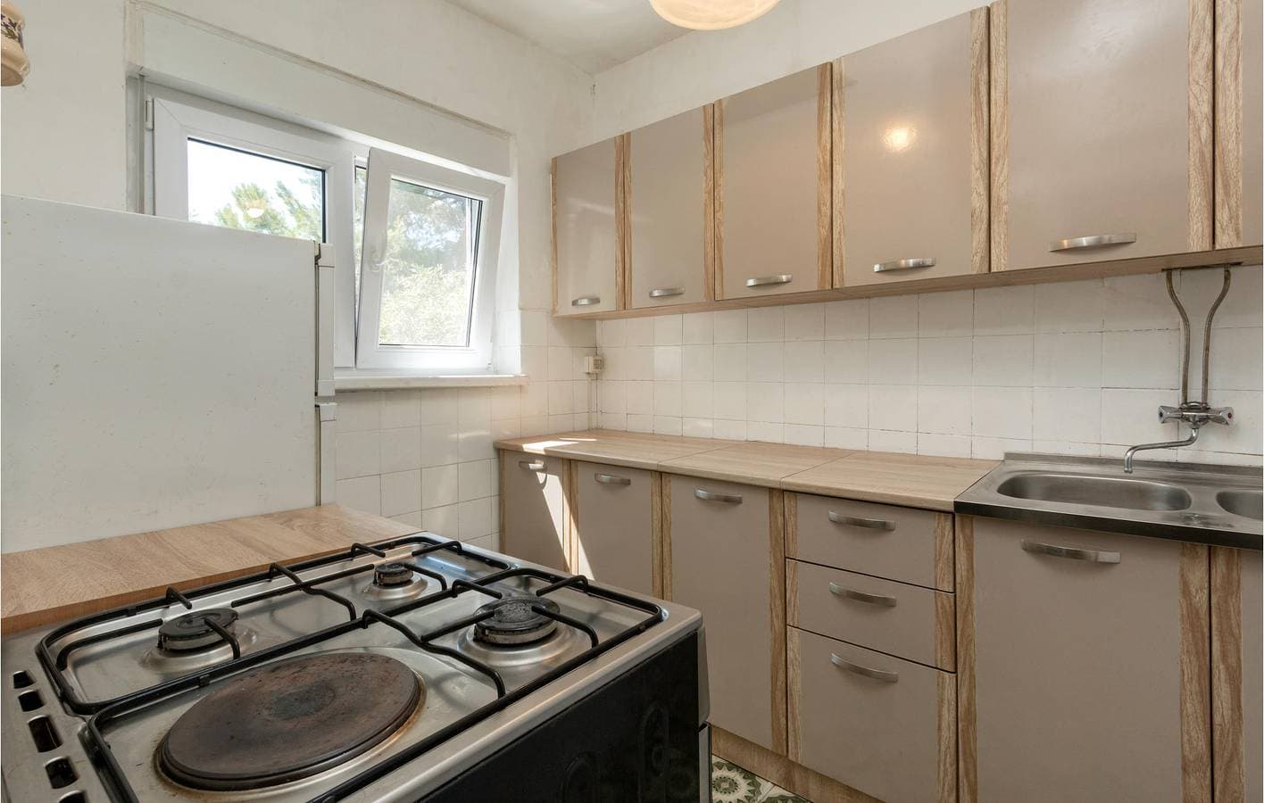 Foto 8 von 20: Gemütliche Ferienwohnung mit Terrasse, Klimaanlage und Parkplatz in der Nähe des Strandes Bijela