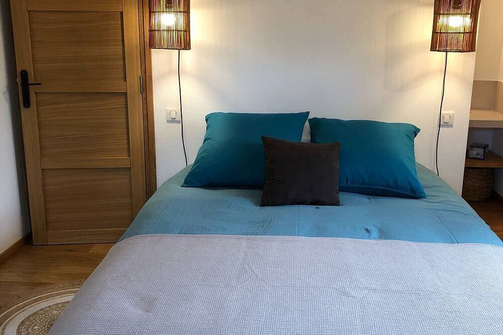 Foto 2 von 30: Schafstall Schwimmbad. Beheizt, charmant und komfortabel, 15 Minuten von Porto Vecchio entfernt