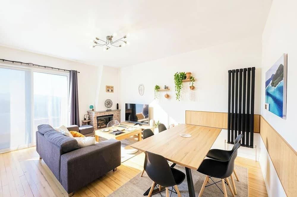 Foto 8 von 12: Le Tropi'Cognac - Centre - Terrasse jardin - 3 chambres - 6 pers.