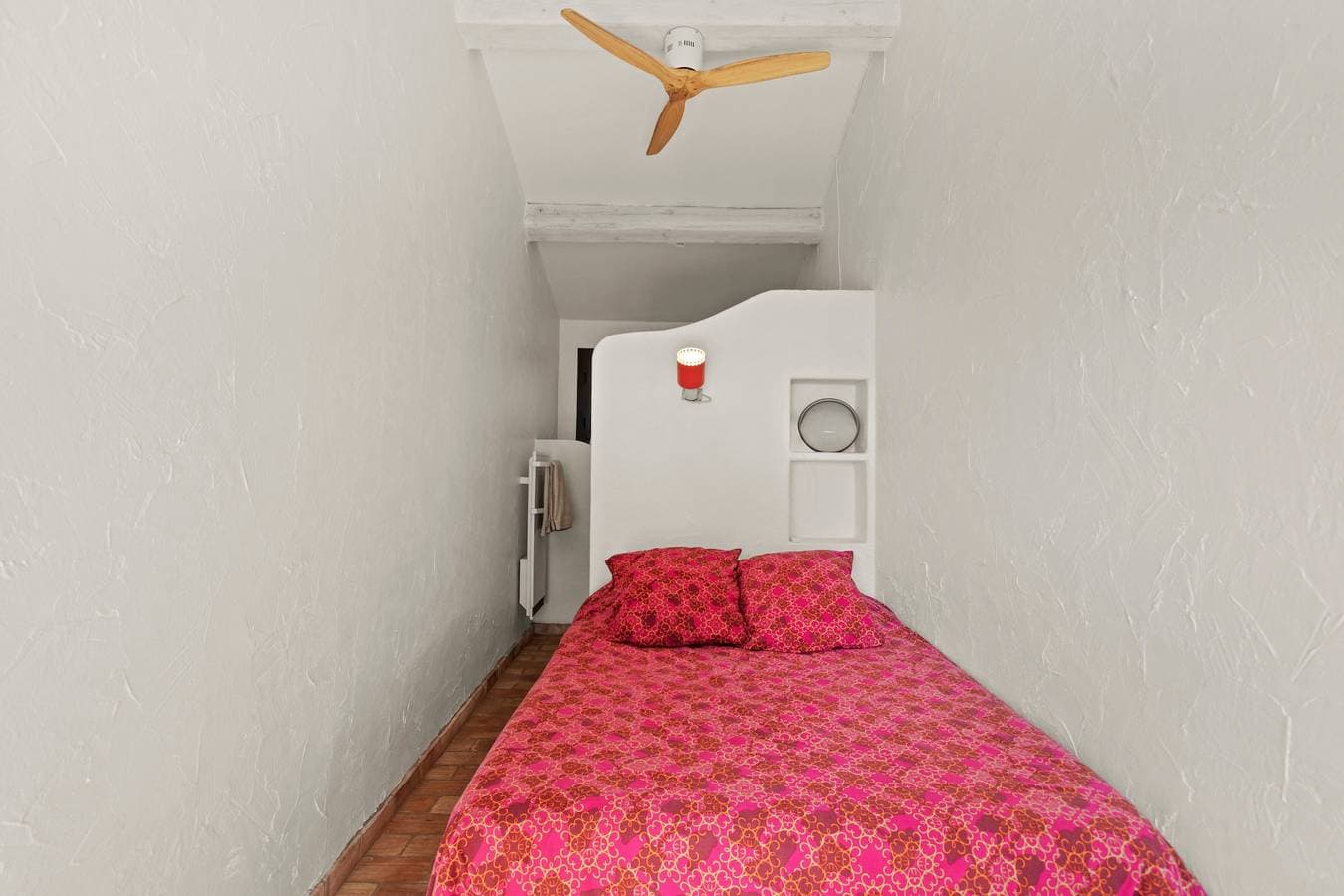 Foto 9 von 24: Zimmer 'Bagaud' mit Meerblick, gemeinsamer Terrasse und WLAN