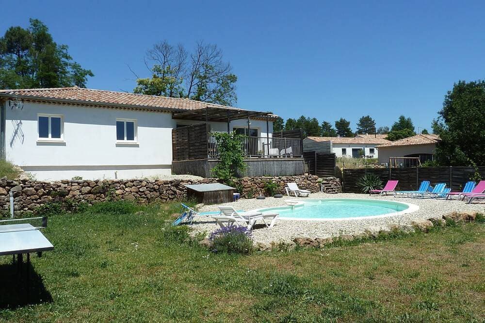 Villa mit Pool, 10 Personen, komplett ausgestattet mit ruhigen, klaren Blick ausgestattet 1