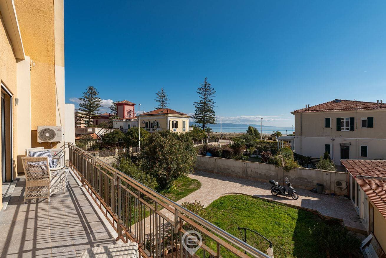 Foto 7 von 34: Ferienwohnung für 2 Personen mit Balkon/Terrasse