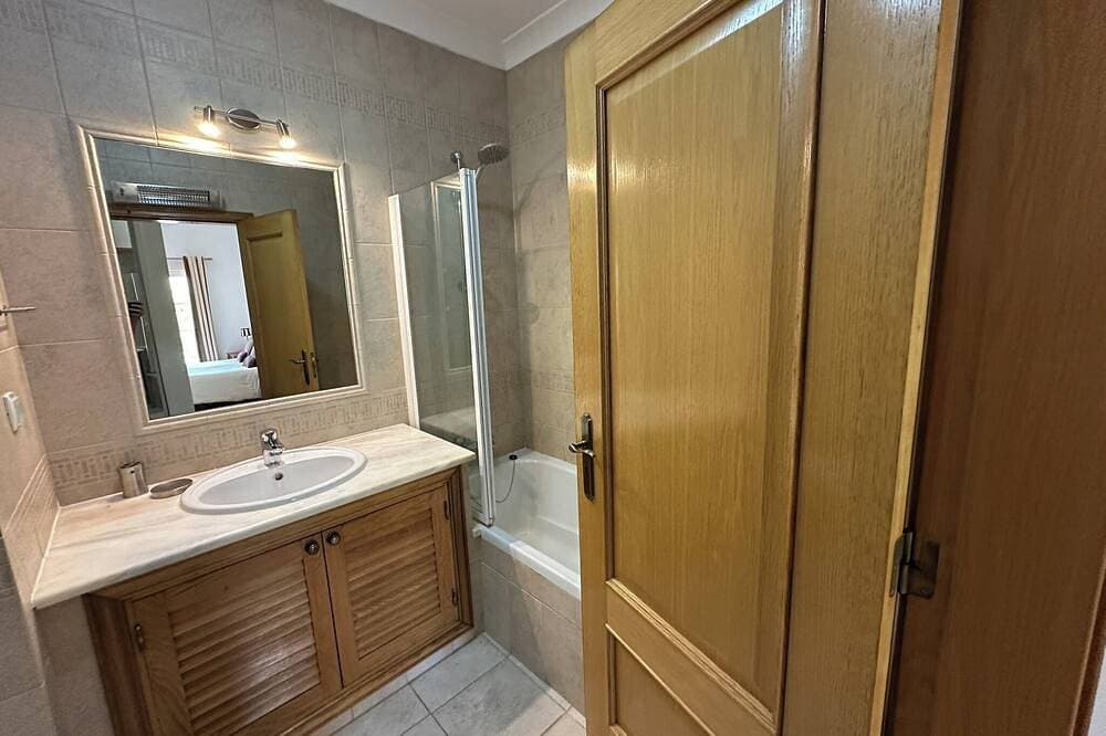 Foto 11 von 30: Deluxe Golf Townhouse Nur 5 Minuten vom Strand entfernt
