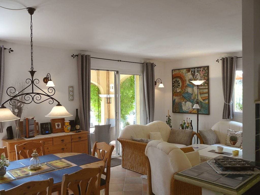 Foto 11 von 20: Ferienhaus in Cogolin mit Schwimmbecken