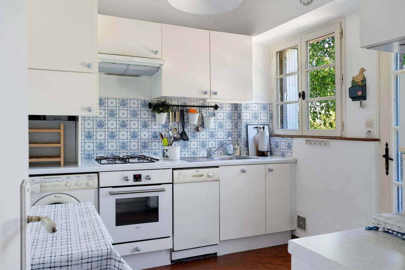 Foto 8 von 35: Ferienhaus „La Ville Es Anougiers“ mit privater Terrasse, Garten und WLAN