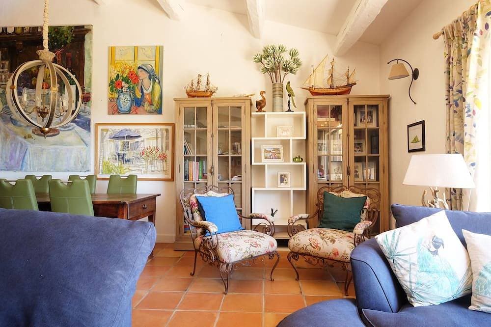 Foto 7 von 30: Charmante Villa mit 5 Schlafzimmern in der Nähe von Valbonne auf einem geschlossenen Grundstück