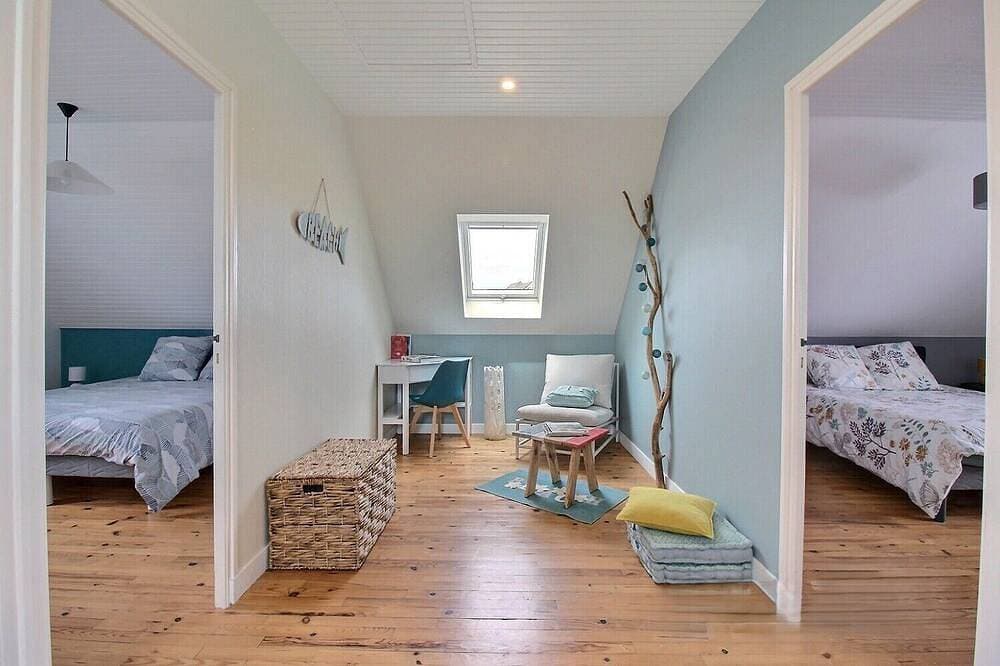 Foto 3 von 30: Nur einen Steinwurf vom Strand entfernt. Haus komplett renoviert 2020, Schlafplätze für 6-8.