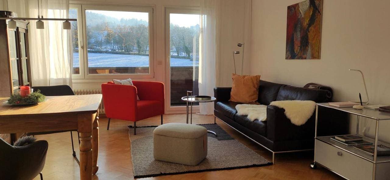 Foto 3 von 37: Apartment with Balcony