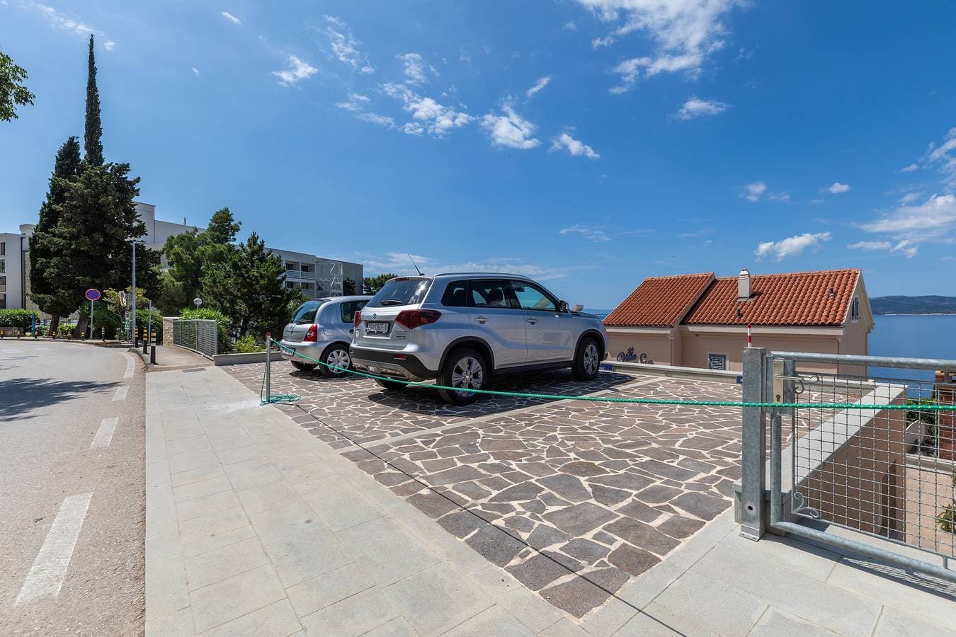 Foto 8 von 34: 2-Zimmer-Ferienwohnung mit Terrasse und Meerblick Brela, Makarska A-20708-c
