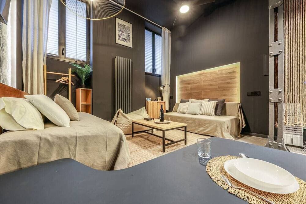 Foto 8 von 30: Design and Elegance in the Heart of Madrid