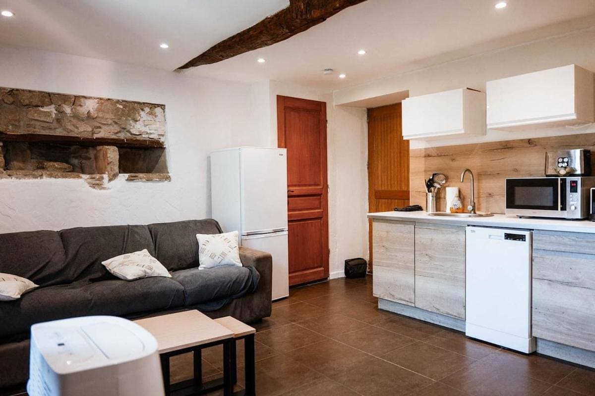 2-Piece appartement la vernea 1
