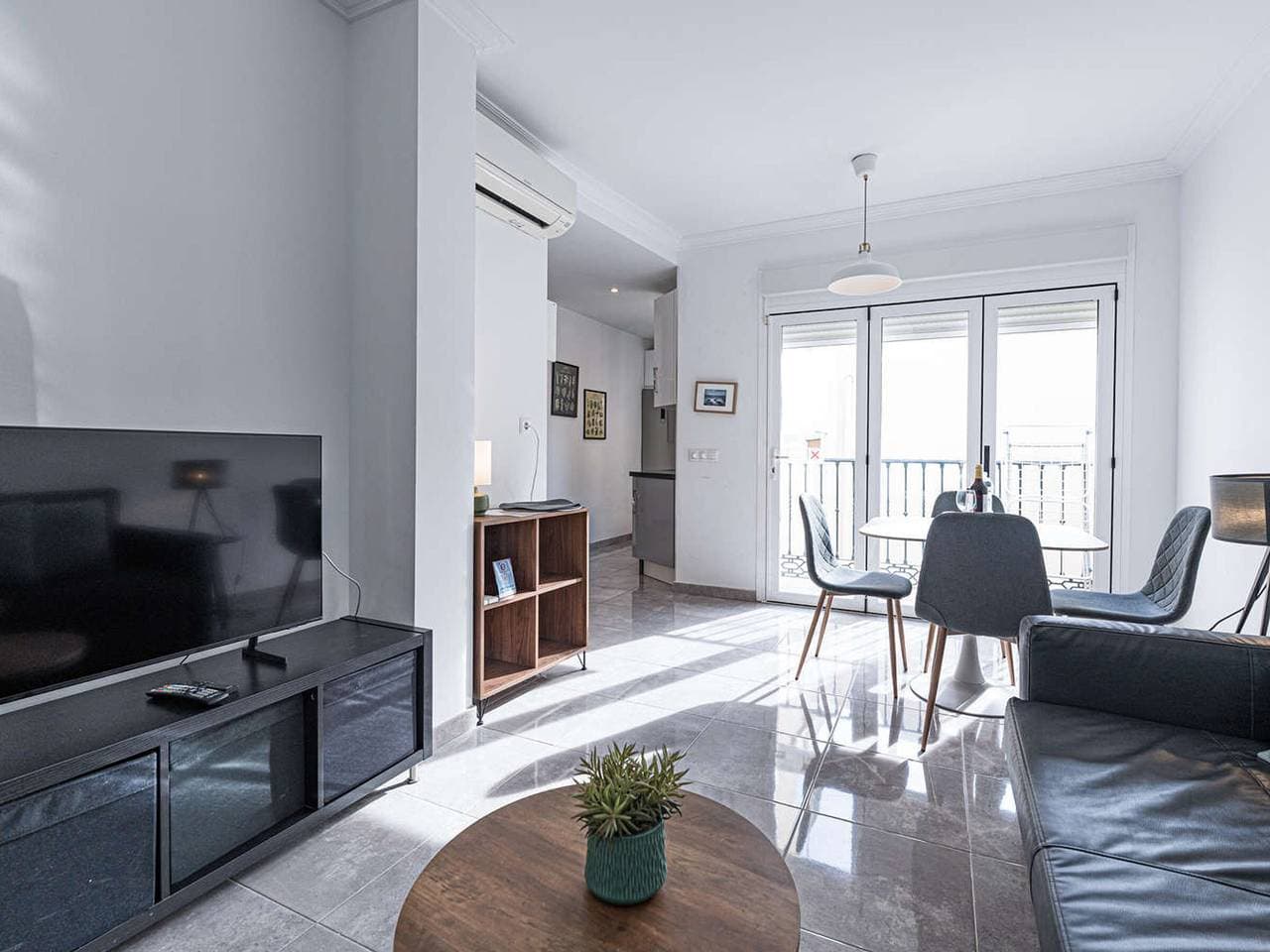 Foto 5 von 21: Modernes Apartment in Nerja für 3 Personen, mit Pool, WLAN und Klimaanlage