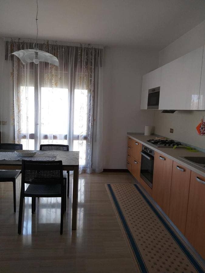 Foto 5 von 32: Three-Bedroom Apartment