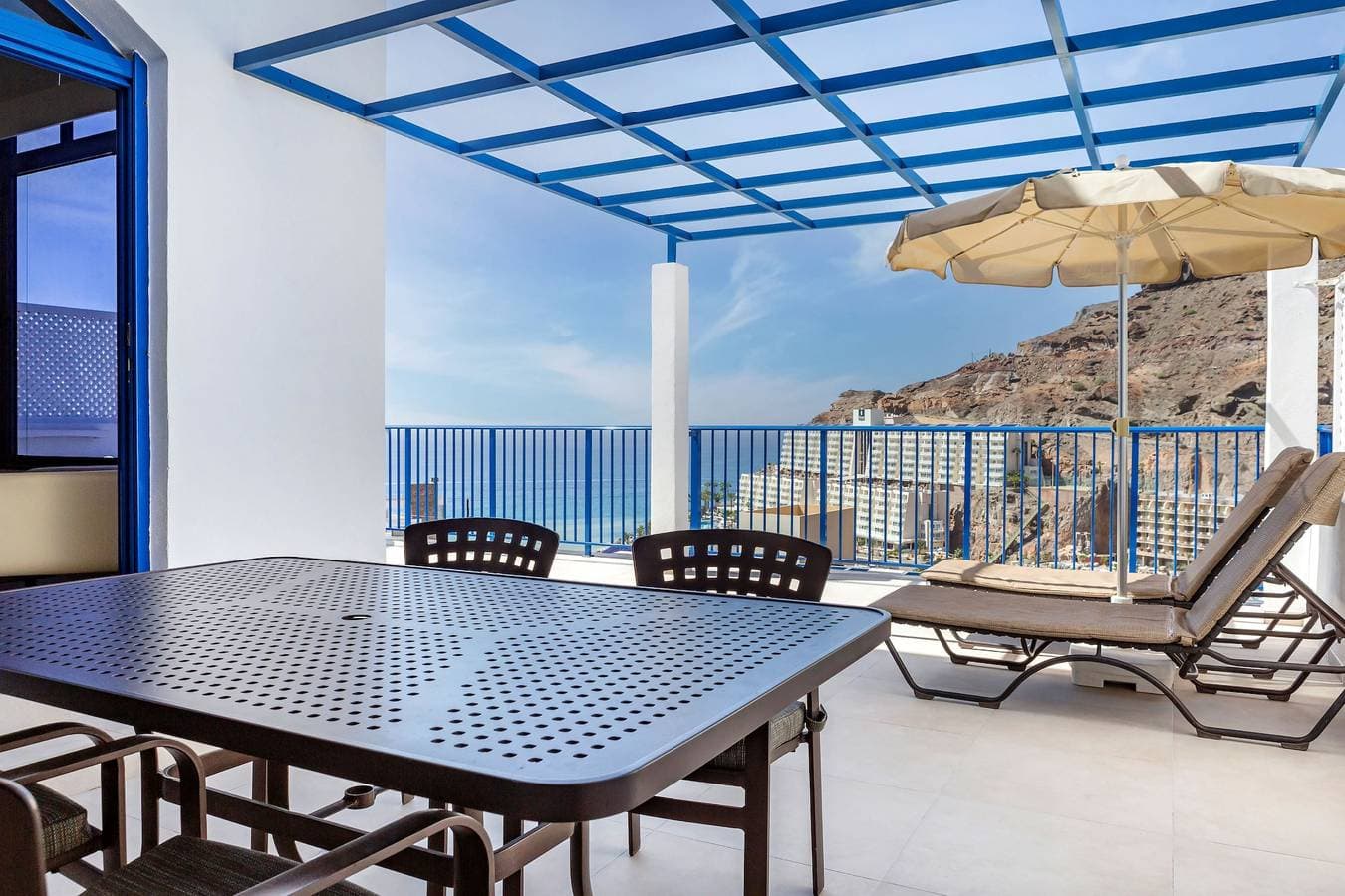 Foto 7 von 29: Ferienwohnung für 4 Personen mit Meerblick