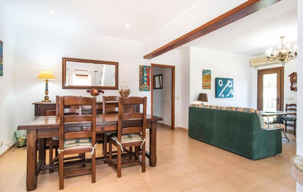 Foto 9 von 22: Three-Bedroom Holiday Home