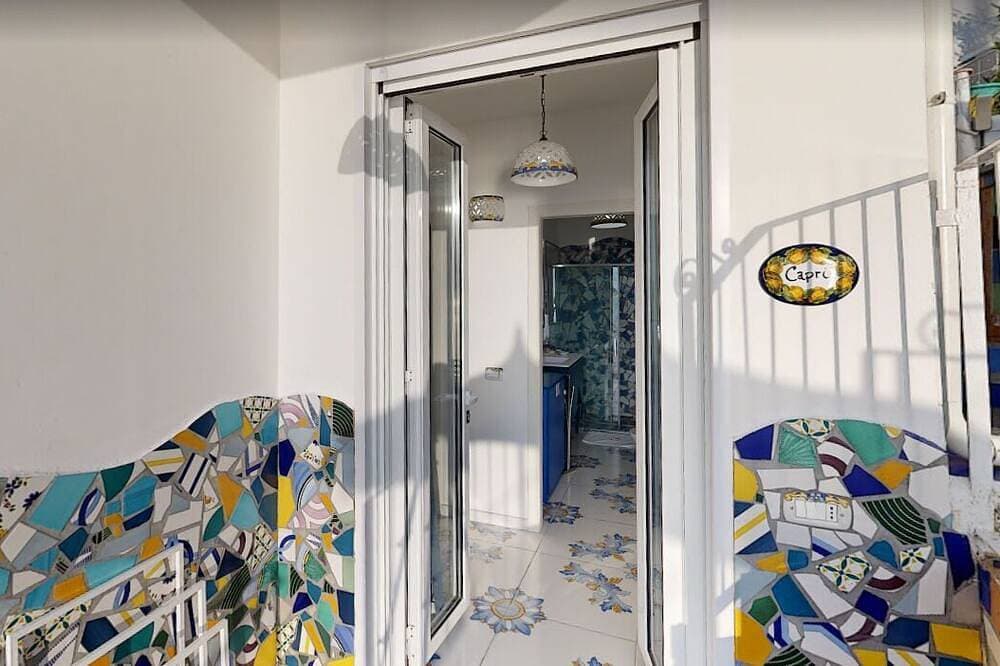 Foto 12 von 30: Villa Marisa - Ocean view and hot tub. Just a few steps from the beach