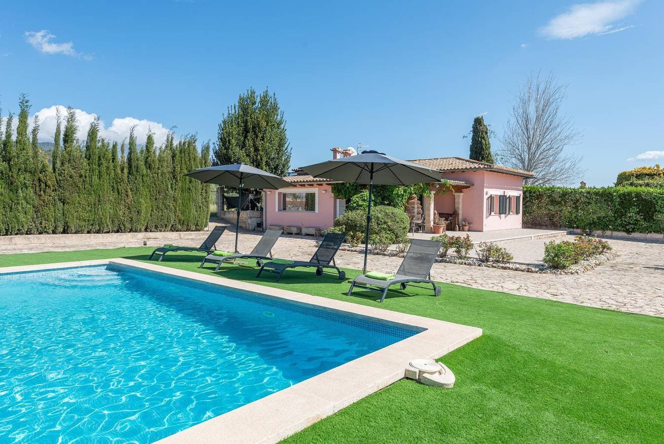 Foto 3 von 35: Ses Veles - Ferienhaus mit privaten Pool in Lloseta.