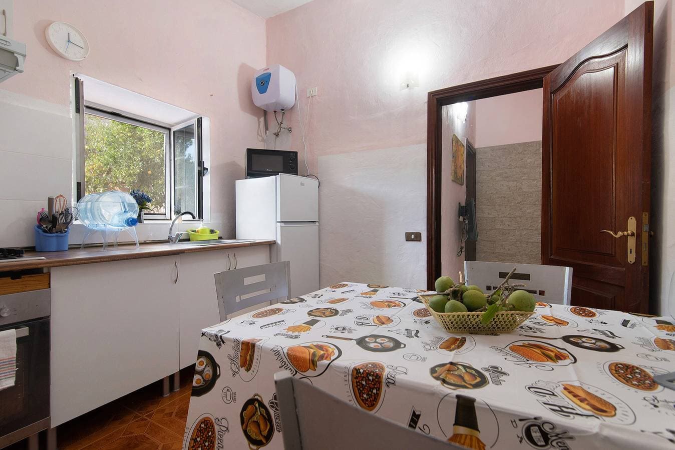 Foto 5 von 21: „Vivienda V Torres 1“ mit Bergblick, privater Terrasse und WLAN