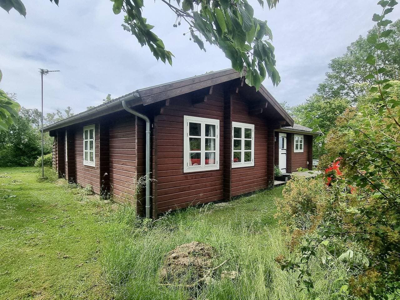 Foto 3 von 23: Ferienhaus auf Naturgrundstück mit Ofen, Tischfußball und zwei Terrassen