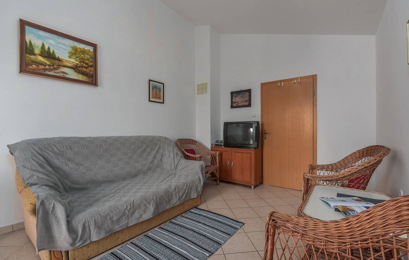 Foto 9 von 13: Ferienwohnung Kristijan mit Balkon in Funtana