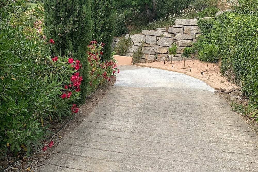 Foto 12 von 30: Wunderschöne Wohnung in luxuriöser Privatvilla <br>