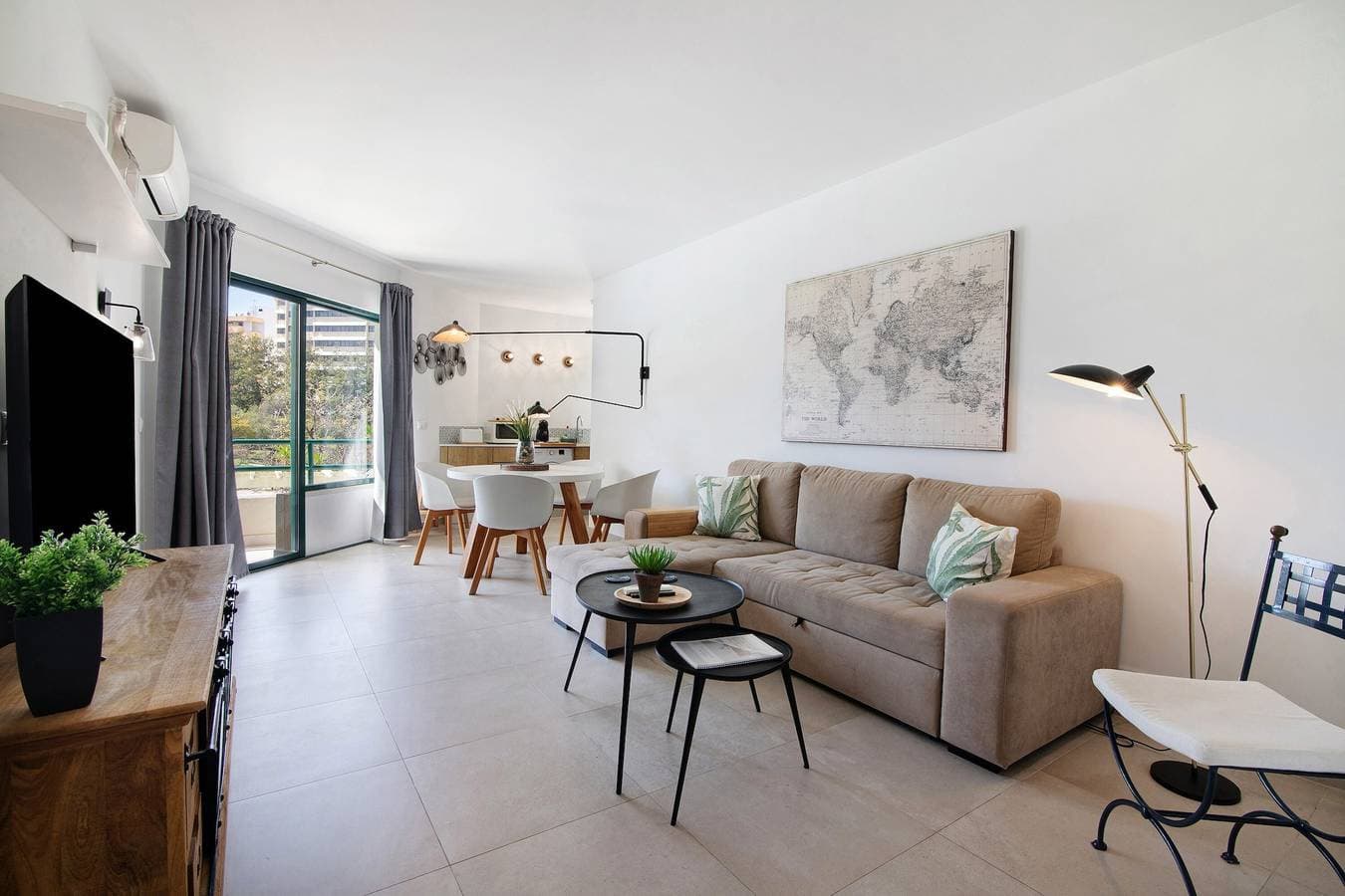 Foto 3 von 24: Ferienwohnung 'Vilamoura - Tália Sea and Sun' mit Gemeinschaftspool, WLAN und Klimaanlage