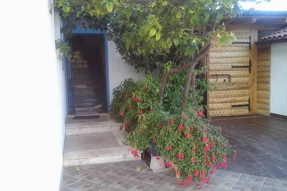 Foto 7 von 25: Studioapartment in Sućuraj mit Meerblick, Balkon, Klimaanlage, W-Lan (3560-4)