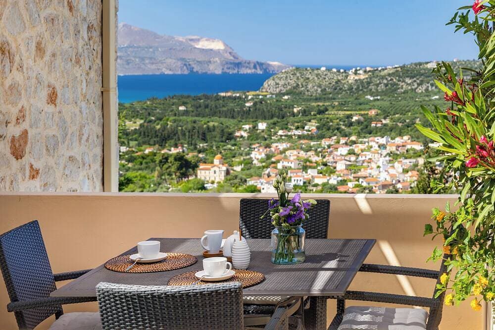 Foto 13 von 30: Villa Anthos Crete - Superb Sea & hill Views w/ Private Pool, near Village & Sea