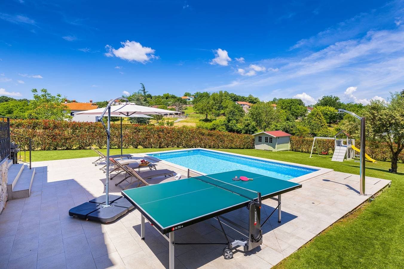 Foto 5 von 54: Villa Bartol mit privatem Pool, Tischtennis, Darts