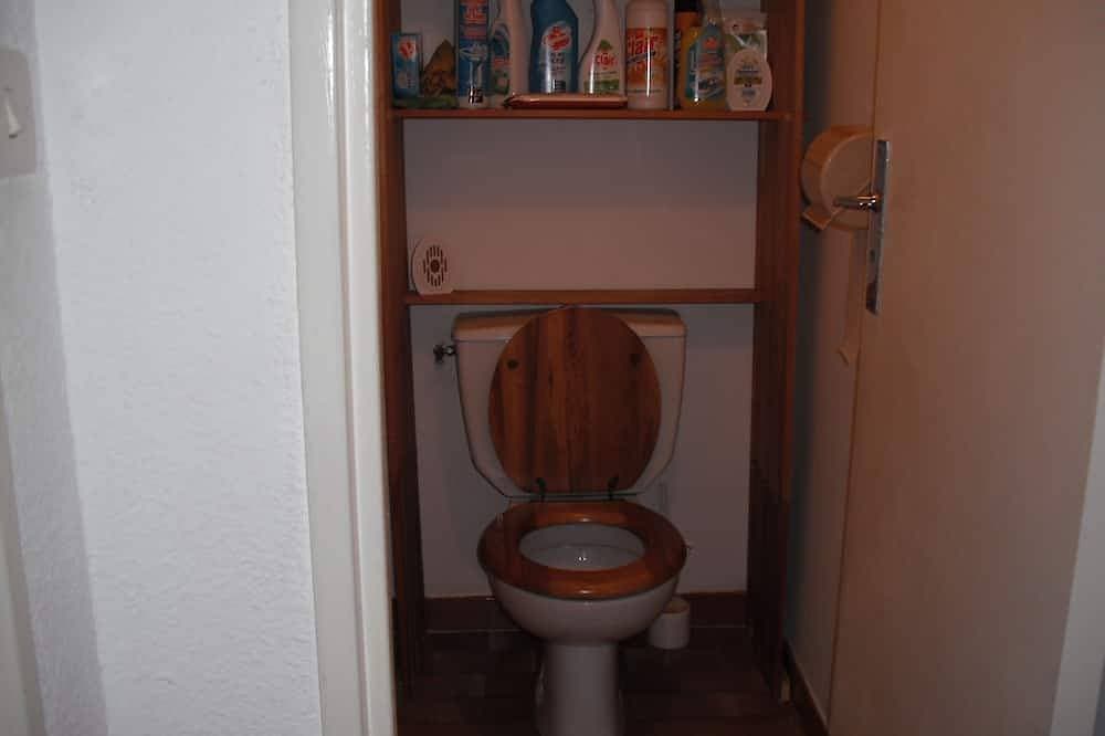 Foto 6 von 27: Ferienhausvermietung in La Croix Valmer: Privatdomain mit Schwimmbad