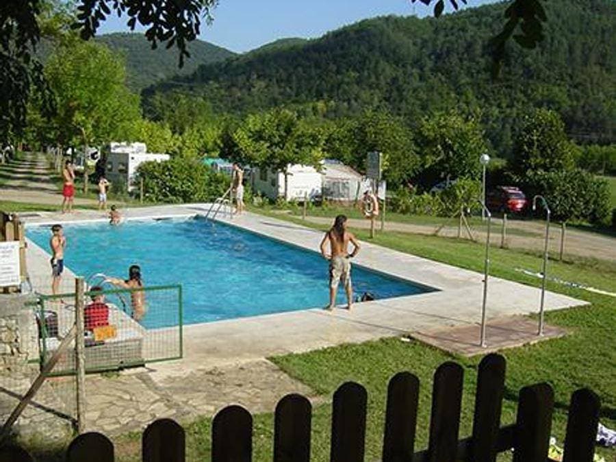 Camping La Soleia d'Oix - Bungalow 6 personen 1