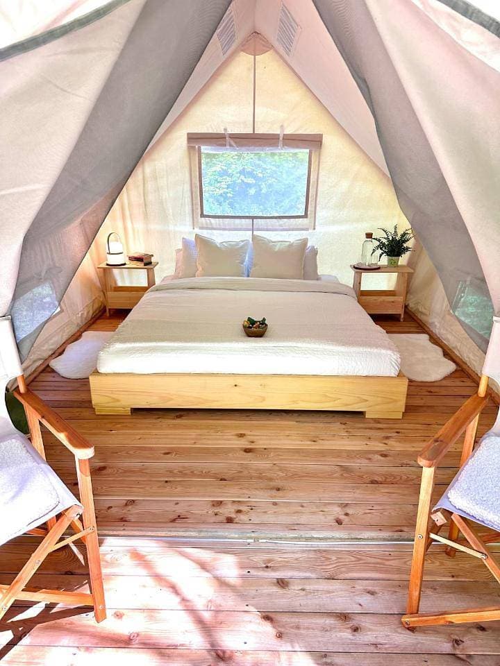 Foto 7 von 39: Tent