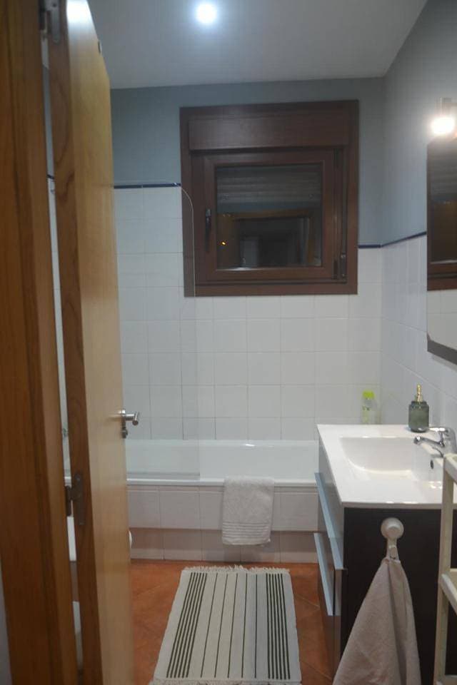 Foto 9 von 41: Two-Bedroom Apartment