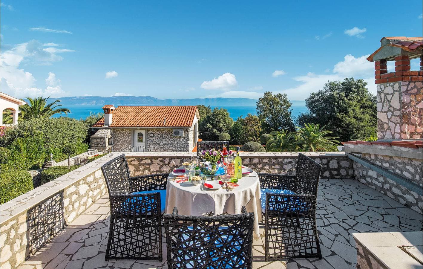 Foto 5 von 25: Gemütliche Ferienwohnung mit Meerblick, Terrasse und Garten – 1,5 km vom Strand entfernt