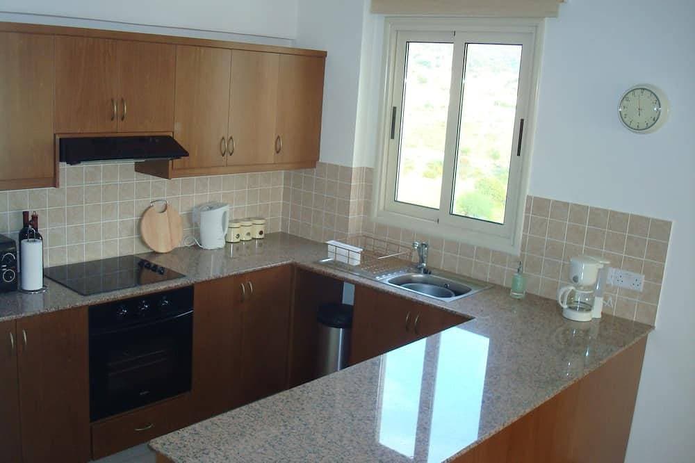 Foto 7 von 14: Schöne Penthouse-Wohnung mit 2 Schlafzimmern in Peyia. Gemeinschaftspool - Free WiFi
