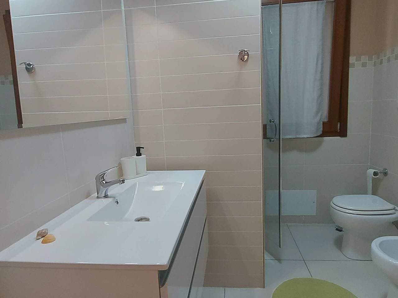 Foto 10 von 31: Unterkunft in der 'Villa Luigi' mit oberirdischem Pool