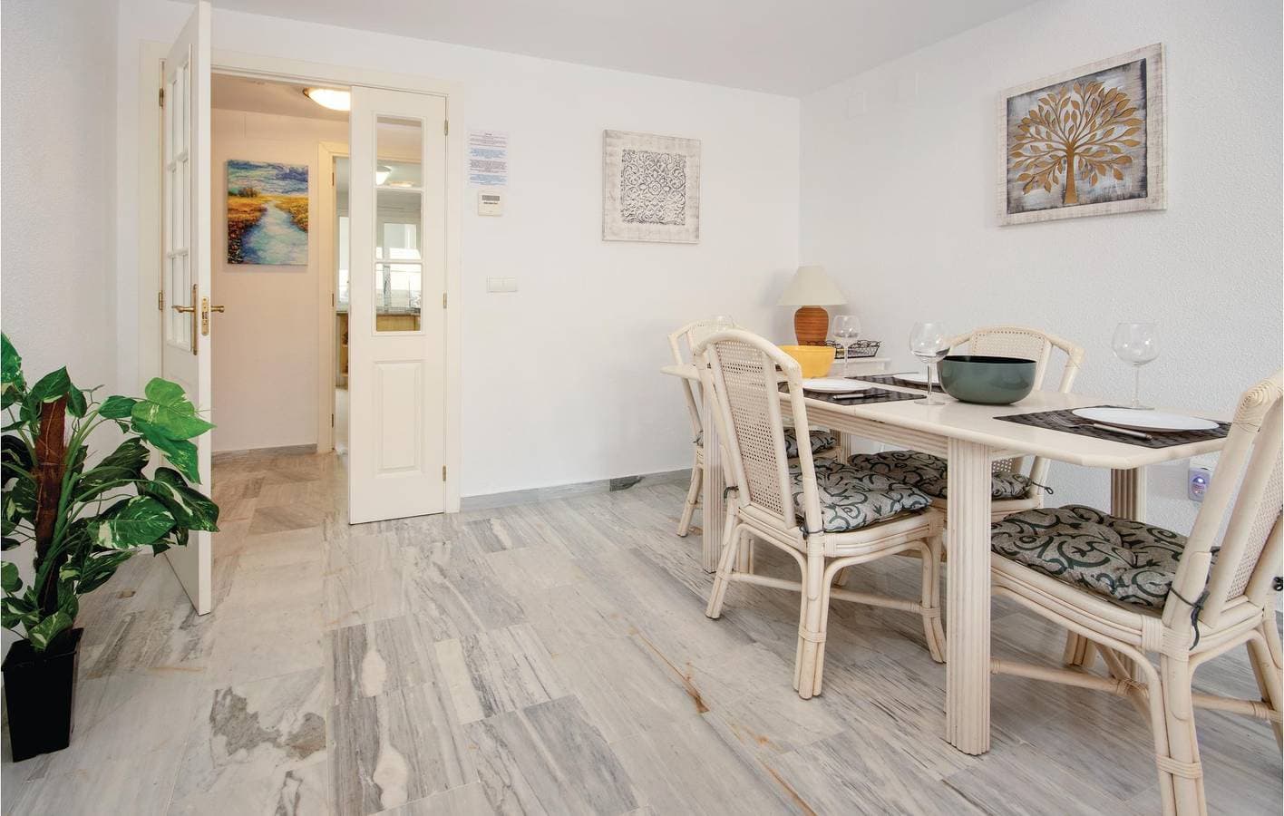 Foto 12 von 26: Rückzugsort am Meer: 78qm, Parkplatz, Pool, Terrasse & WiFi