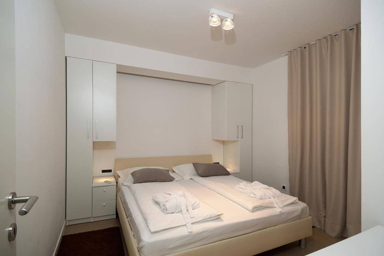 Foto 8 von 9: One-Bedroom Apartment with Partial Sea View - Ground Floor
