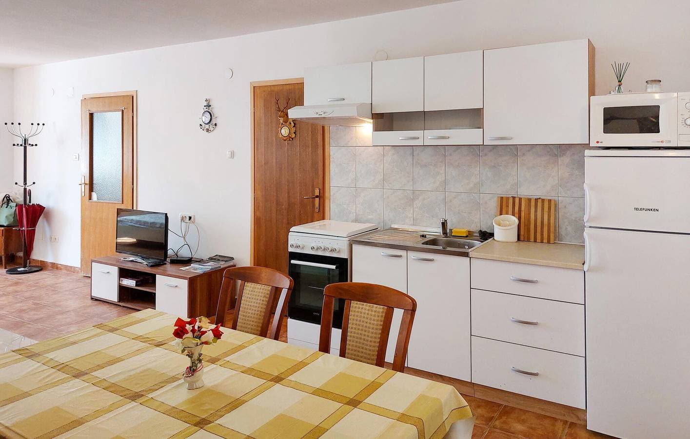 Foto 5 von 19: Gemütliche Ferienwohnung mit Terrasse, Parkplatz und WLAN in Strandnähe