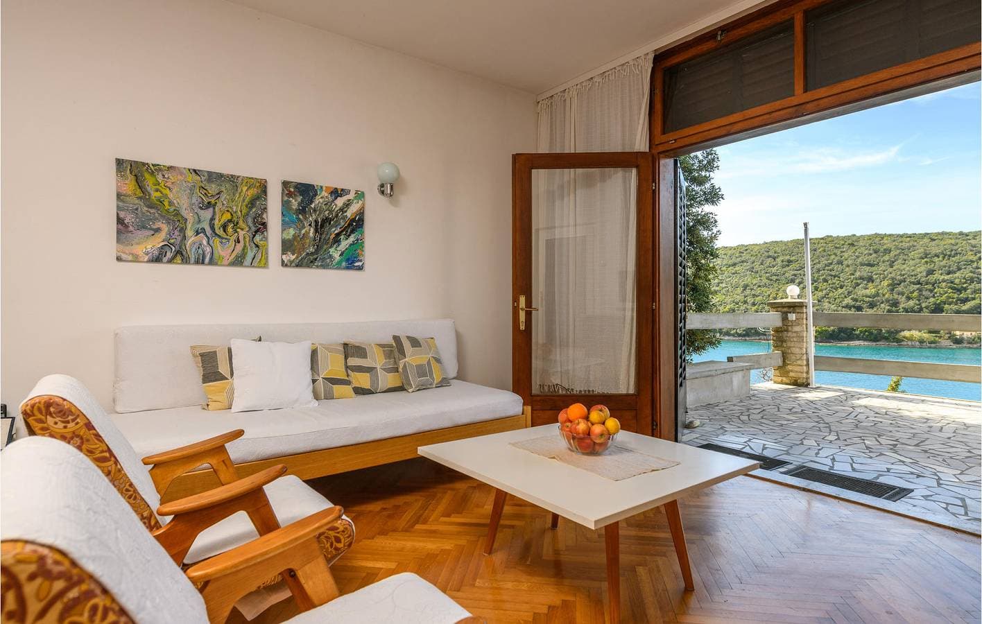 Foto 5 von 29: Gemütlich, 2 km vom Strand entfernt: 1-Zimmer-Wohnung mit WLAN, Klimaanlage und Terrasse