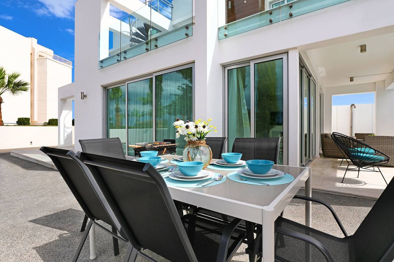 Foto 10 von 38: Villa für 5 Personen mit Balkon