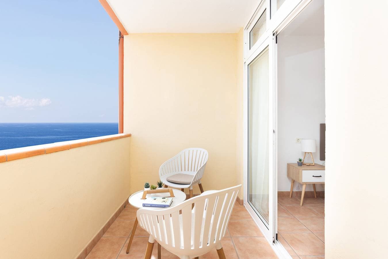 Foto 4 von 35: Frontline Duplex Las Arenitas with pool