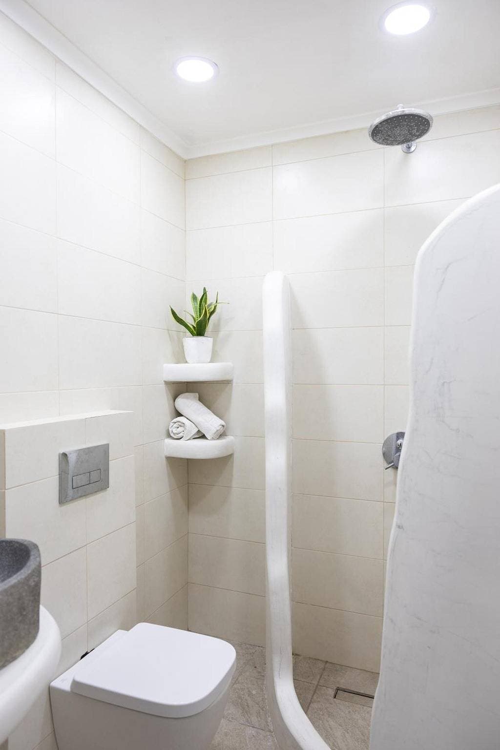 Foto 3 von 12: Apartment 'White Wave Studio 1' mit Meerblick, WLAN und Klimaanlage