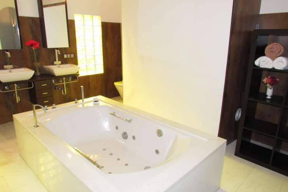 Foto 8 von 27: Varna -Haus in Capdepera-Mallorca-Private Pool-Barbecue. Chillout - Kostenloses WLAN