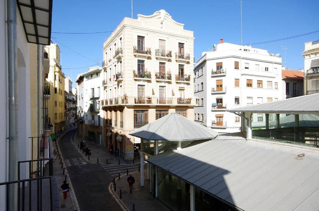 Foto 10 von 16: Reizendes Apartment mit einem Schlafzimmer, Balkon und Aussicht in Valencia