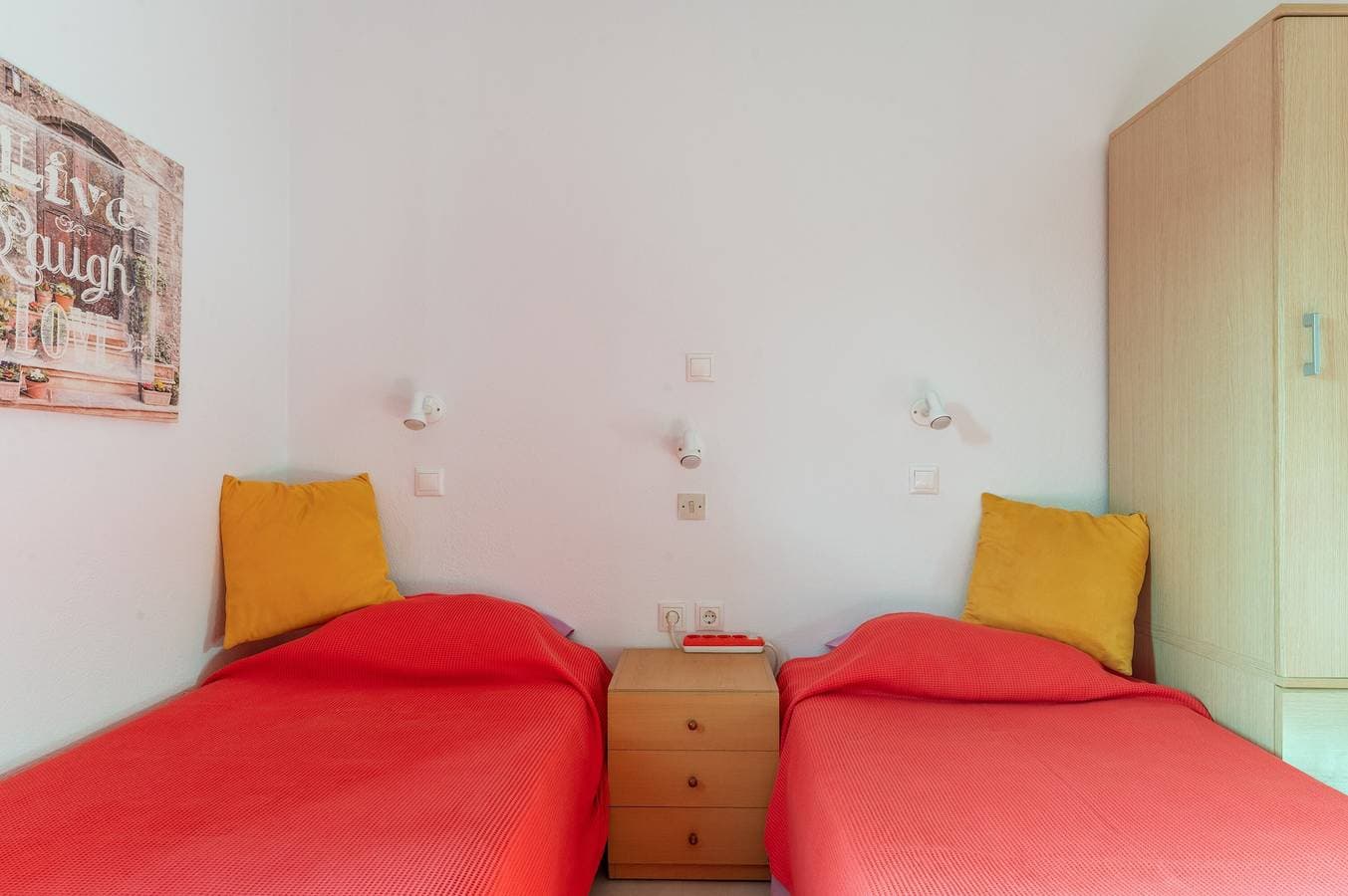 Foto 11 von 20: Ferienwohnung 'Paris House' mit Meerblick, Wi-Fi und Klimaanlage