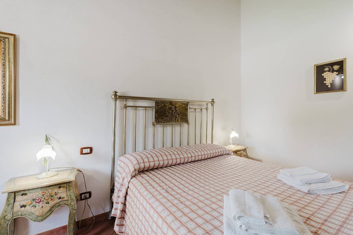 Foto 9 von 29: Agriturismo Ponte Calatrasi Zimmer 'Relax 13' mit Gemeinschaftspool, WLAN und Klimaanlage