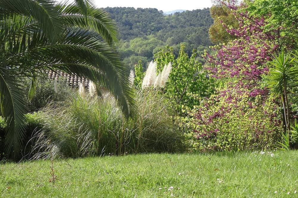 Foto 12 von 30: Design-Villa in der Nähe von Cannes. Panoramablick auf das Meer .. sehr ruhig