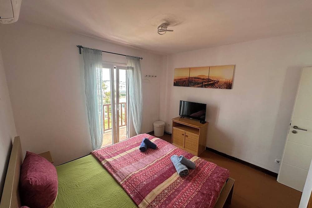 Foto 3 von 19: Schönes Meerblick Duplex-Penthouse Mit Pool In Hafen- Und Strandnähe